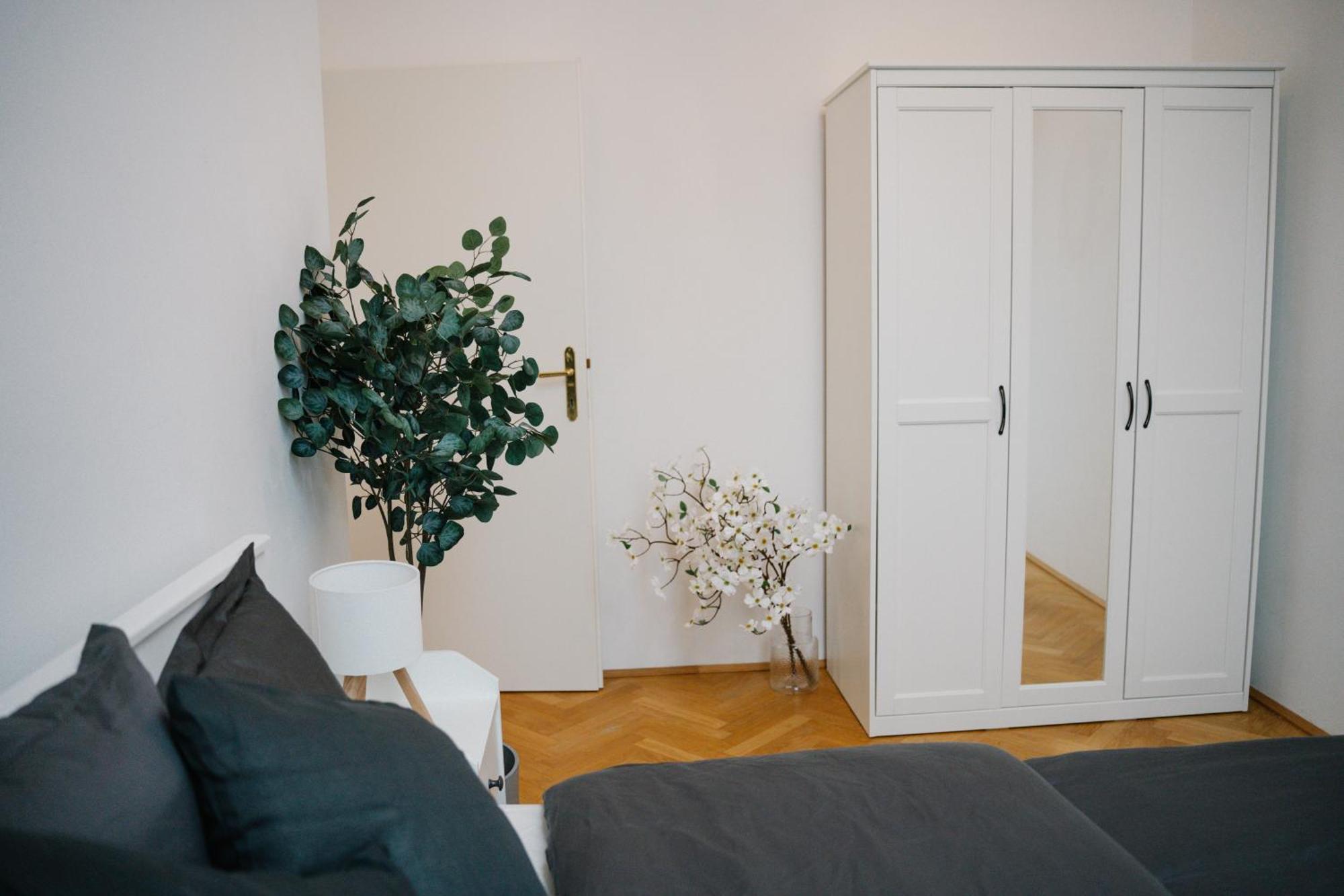 110Qm, 4 Bedrooms, Near Schoenbrunn - Axara Housing Osw 33 Виена Екстериор снимка