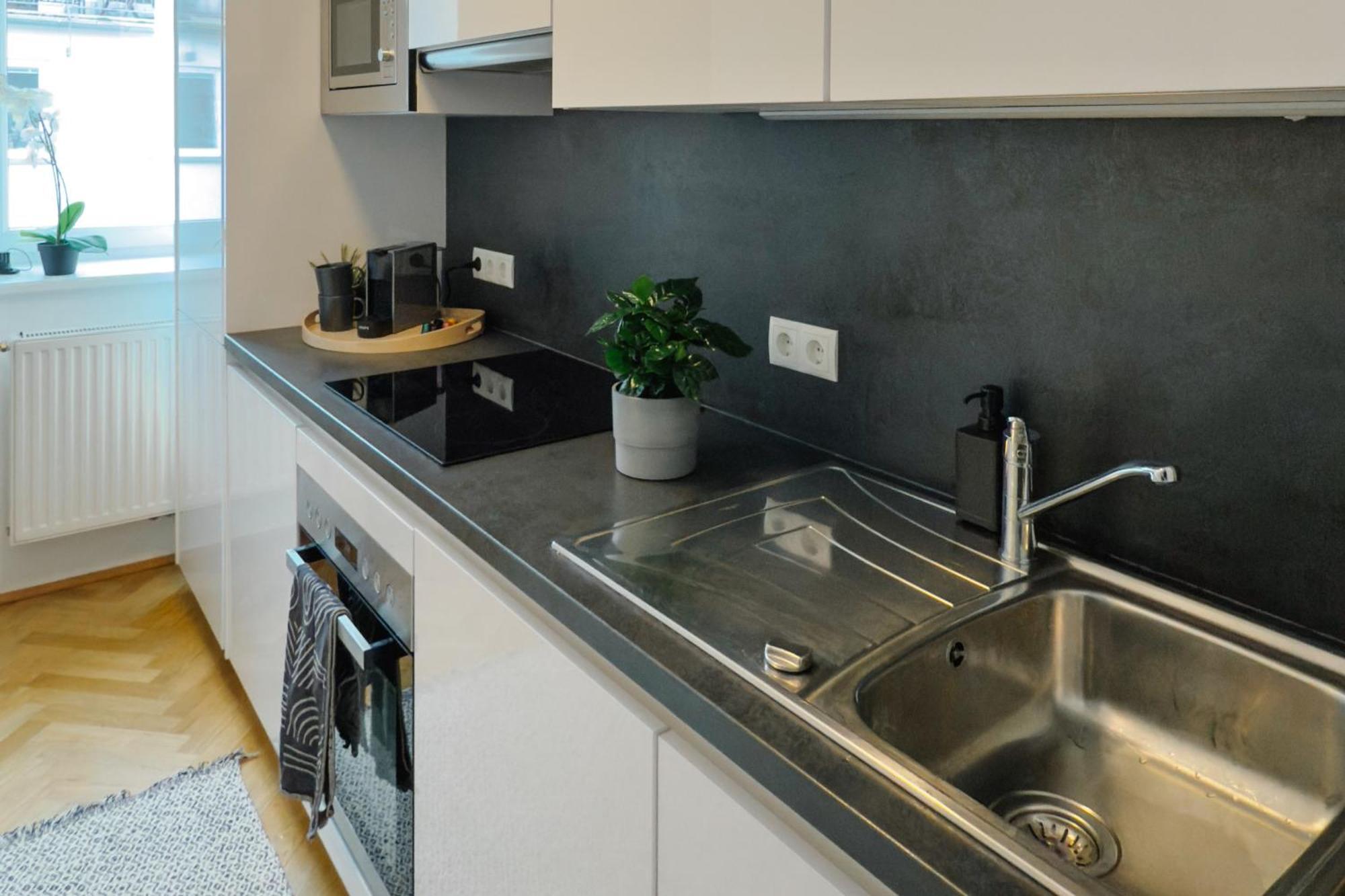 110Qm, 4 Bedrooms, Near Schoenbrunn - Axara Housing Osw 33 Виена Екстериор снимка