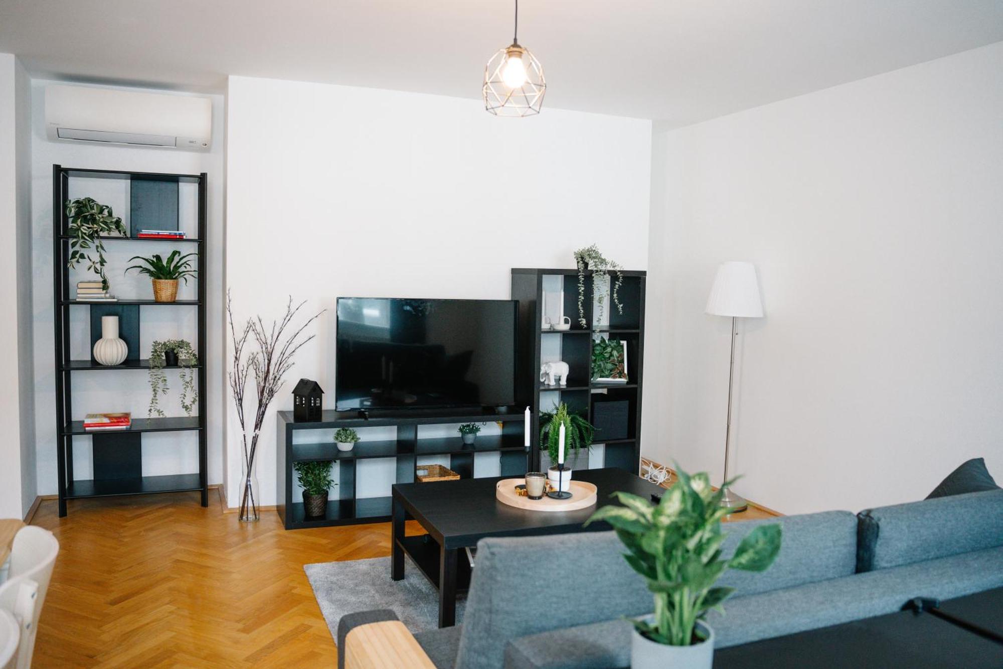 110Qm, 4 Bedrooms, Near Schoenbrunn - Axara Housing Osw 33 Виена Екстериор снимка